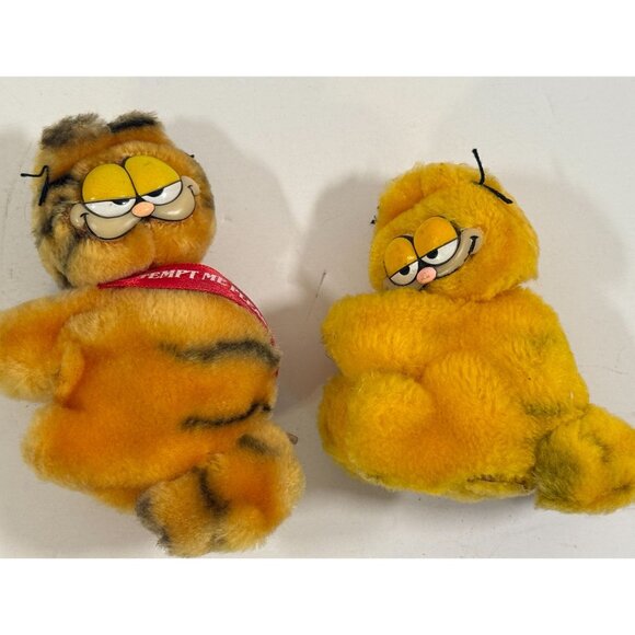 Vintage Garfield 1980s Plush Pencil Hugger Tempt Me Please Lot of 2